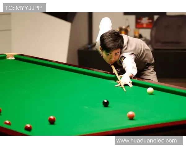 特鲁姆普与塔猜那激战正酣谁将赢得这场巅峰对决的荣耀与胜利